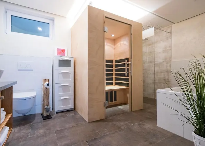 Bergfreude - Ruhe Und Aussicht Auf 1140m